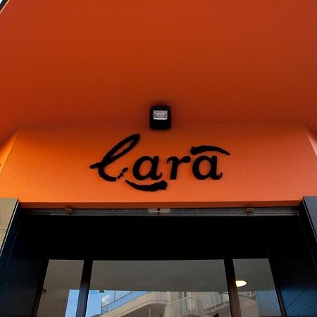 Hostal Lara Llança Eksteriør bilde